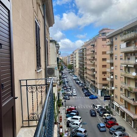 Urban Poet Retreat - Casa Di Vincenzo E Andrea 2 Daire Palermo Dış mekan fotoğraf